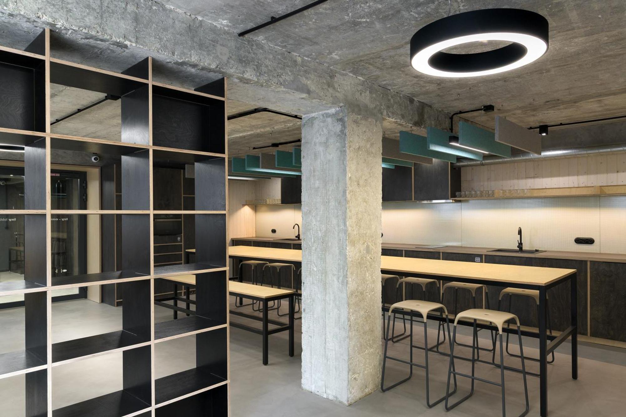 Izy Stay Hostel Bratislava Eksteriør bilde
