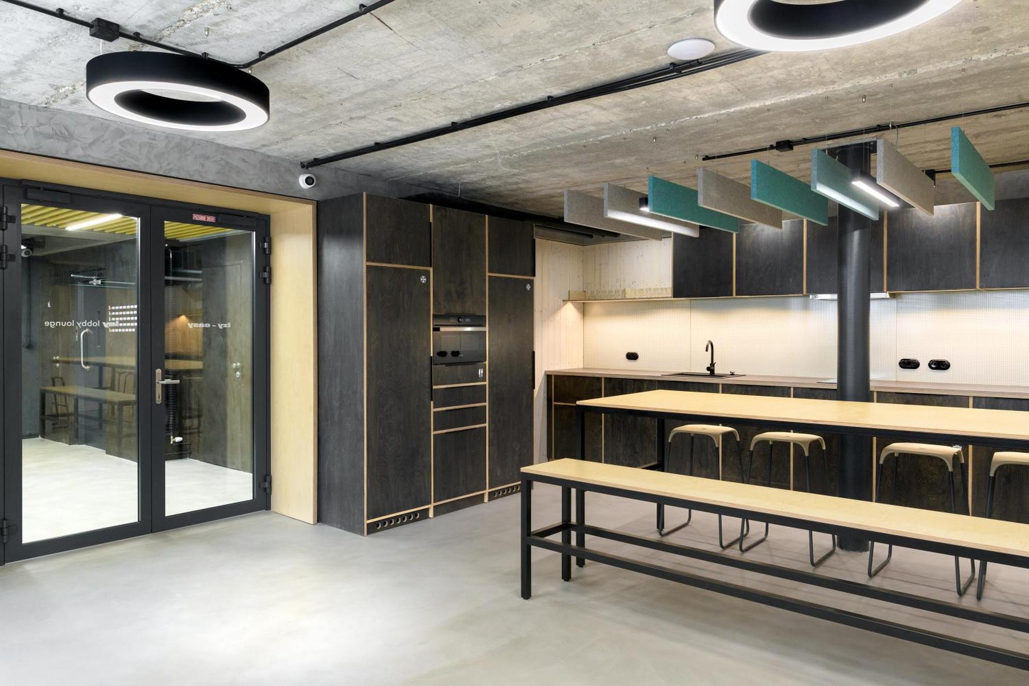 Izy Stay Hostel Bratislava Eksteriør bilde