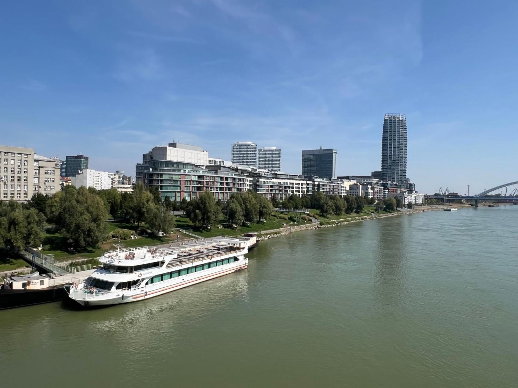 Izy Stay Hostel Bratislava Eksteriør bilde