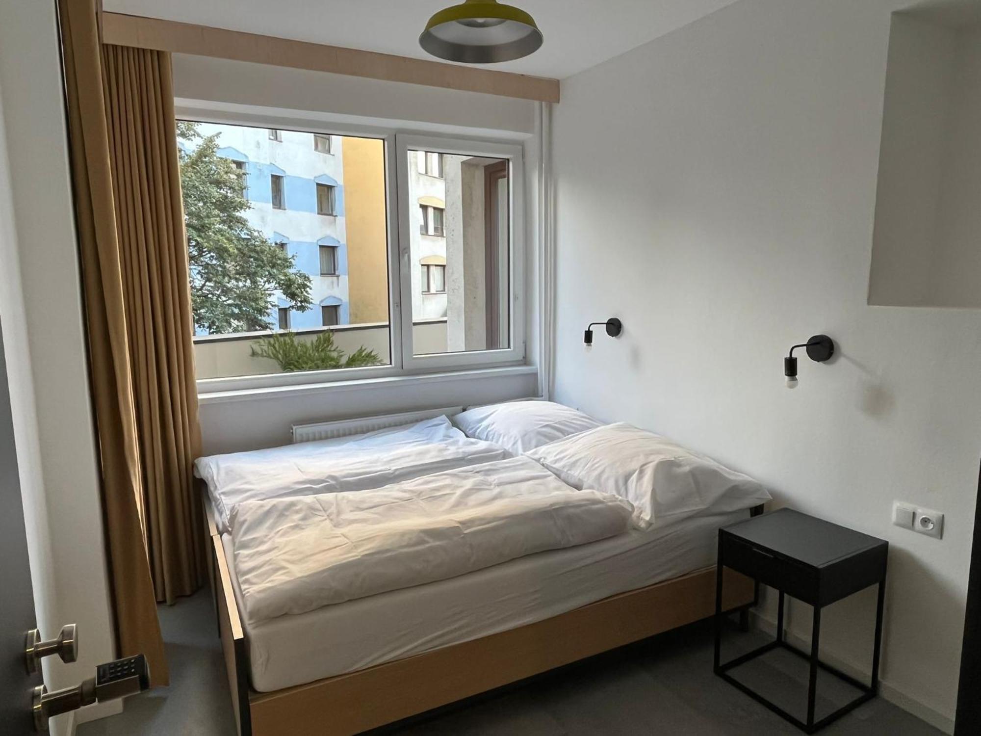 Izy Stay Hostel Bratislava Eksteriør bilde
