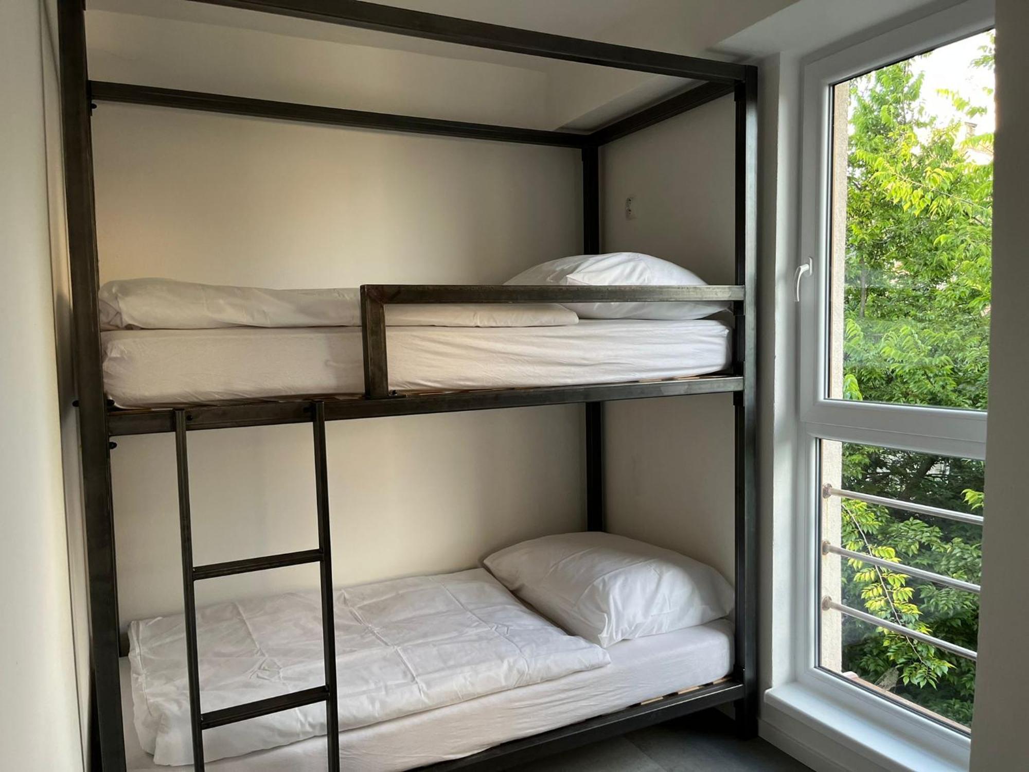 Izy Stay Hostel Bratislava Eksteriør bilde
