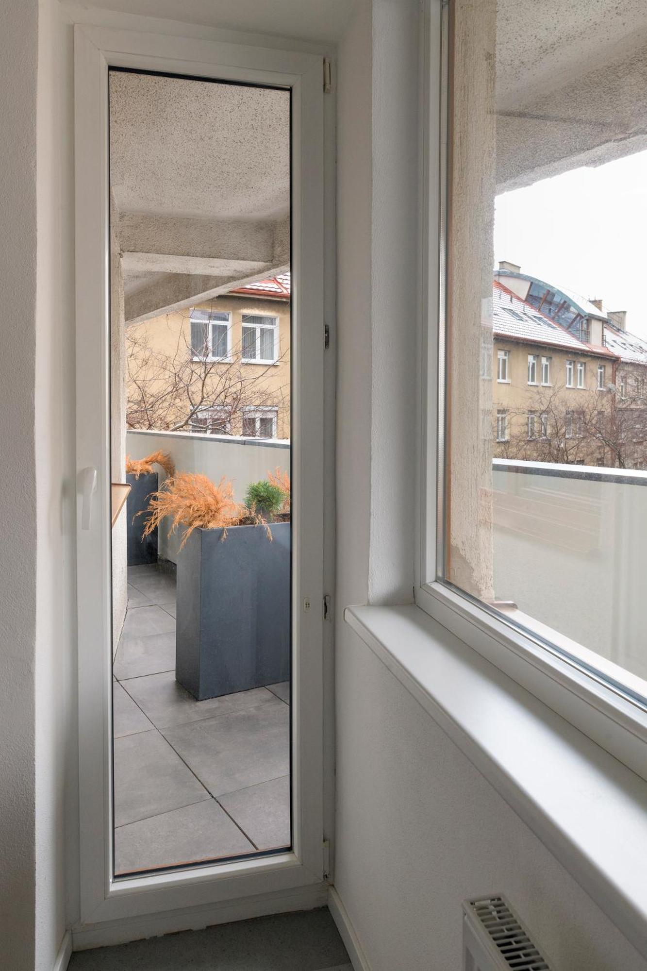 Izy Stay Hostel Bratislava Eksteriør bilde